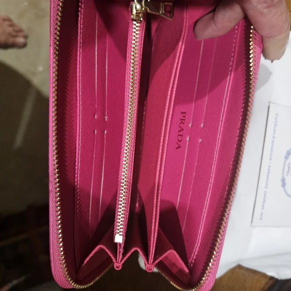 🖤Beautiful Pink Quilted Women's Wallet - Picture 7 of 9